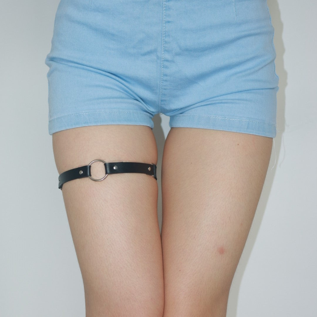 Femboy Thigh Garter Belt PU Leather | FemboyBox Femboy Thigh Garter Belt PU Leather | FemboyBox